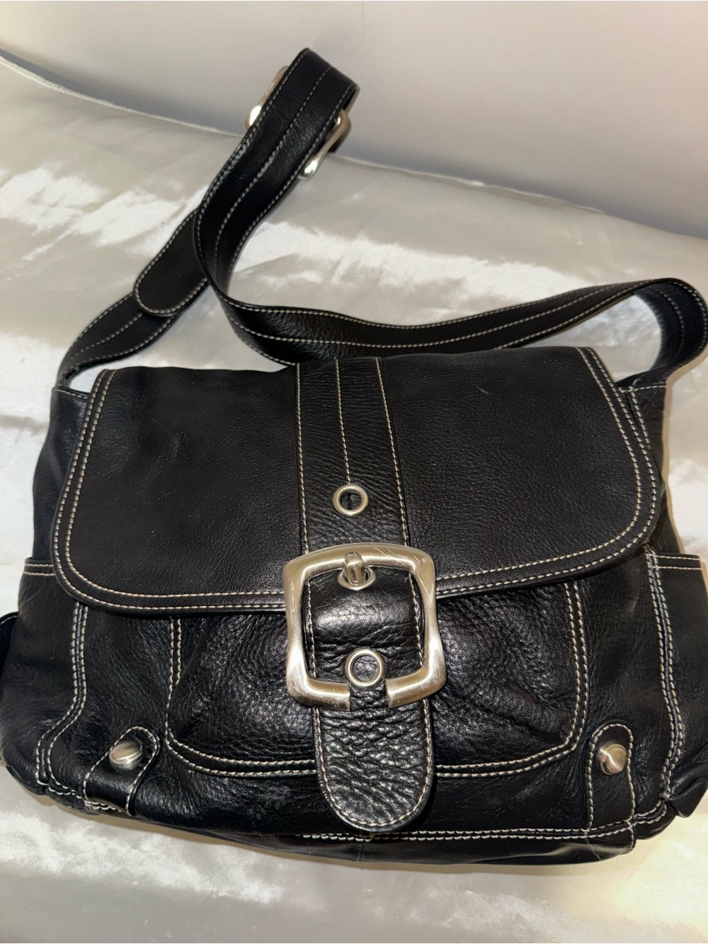 B. Makowsky Black Leather Bag with Silver Buckle